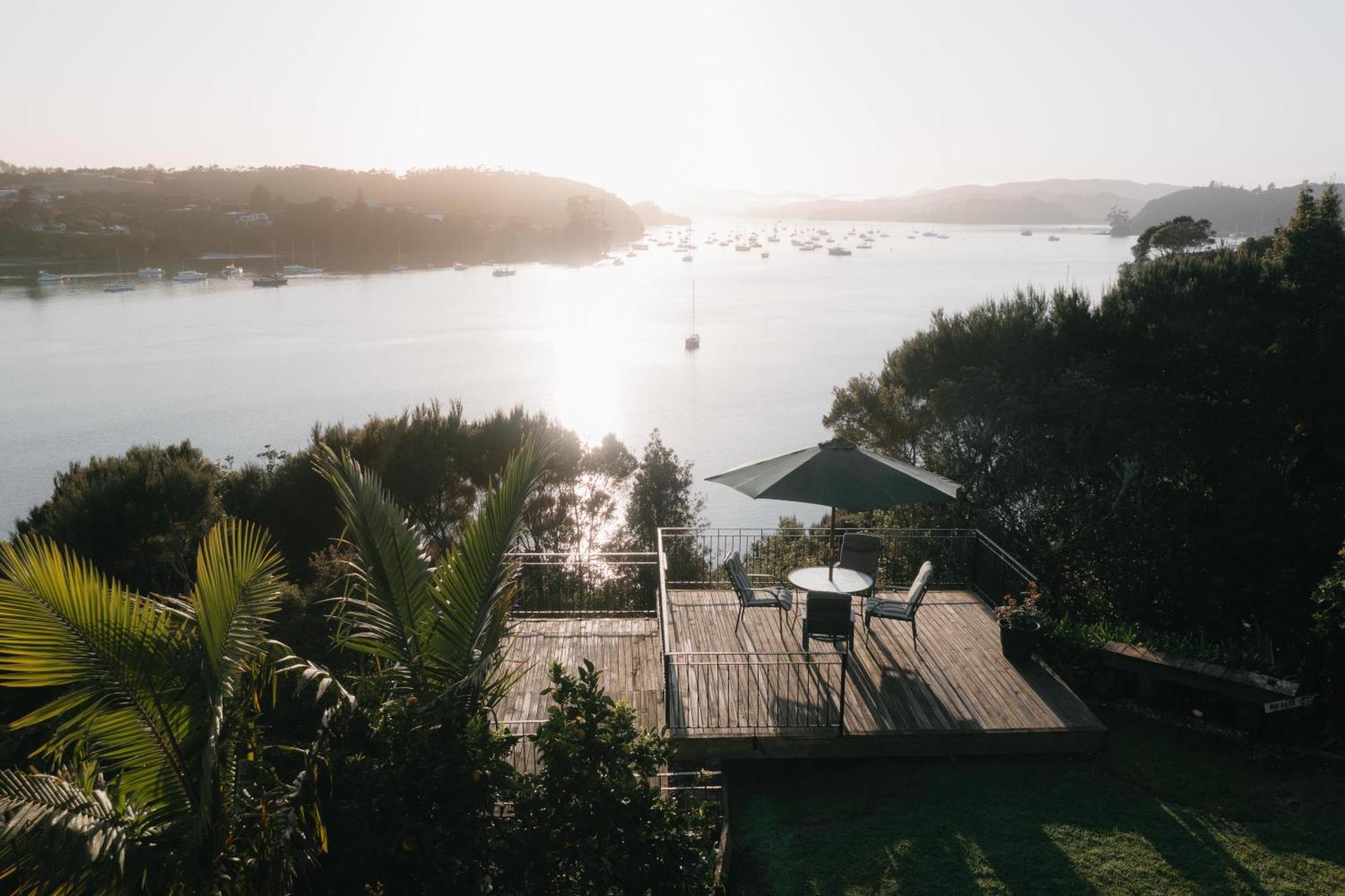 Cliff Edge By The Sea Villa Paihia Bagian luar foto