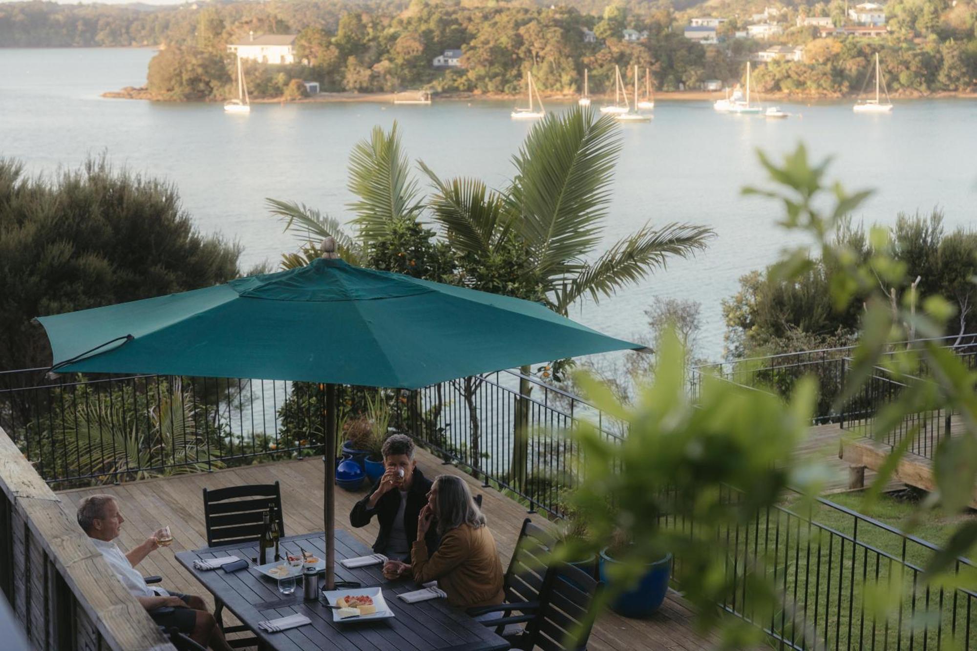 Cliff Edge By The Sea Villa Paihia Bagian luar foto